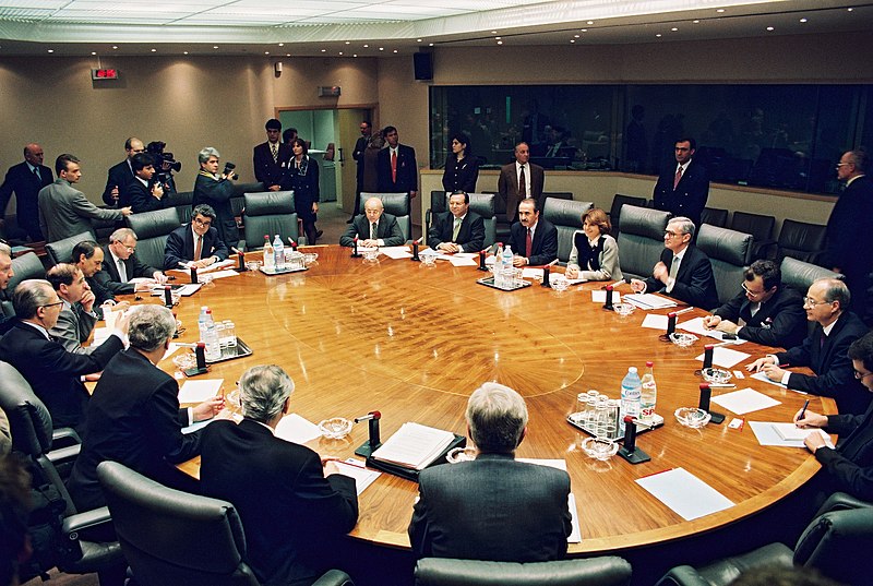 File:Visit of Tansu Çiller, Turkish Prime Minister, to the EC 6.jpg