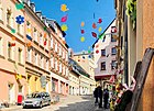 Weinkellerstraße im Frühling