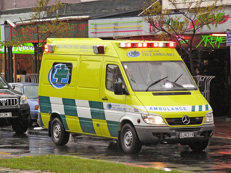 File:Wellington Free Ambulance - Flickr - 111 Emergency (10).jpg