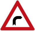 proceed with extra caution: dangerous curve to the right 右彎