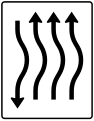 Zeichen 514–22 Verschwenkungs­tafel, kurze Verschwenkung – mit Gegenverkehr – nach rechts dreisteifig in Fahrtrichtung und einstreifig in Gegenrichtung