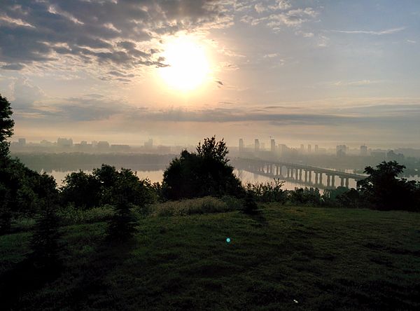 Вид на місто з Печерського ландшафтного парку, © Станіслав Клевцов, CC-BY-SA 3.0