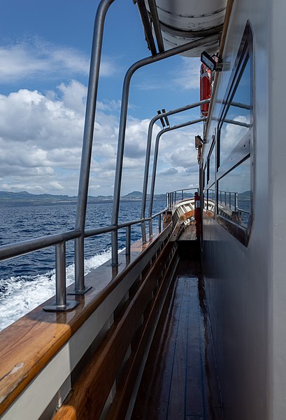 File:"Netos de José Augusto" whale watching boat, São Miguel Island, Azores, Portugal (PPL1-Corrected).jpg