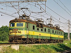 Širokorozchodná lokomotiva řady 125.8 dopravce Železničná spoločnosť
