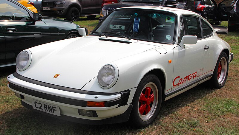 File:1988 Porsche 911 Carrera CS White.jpg