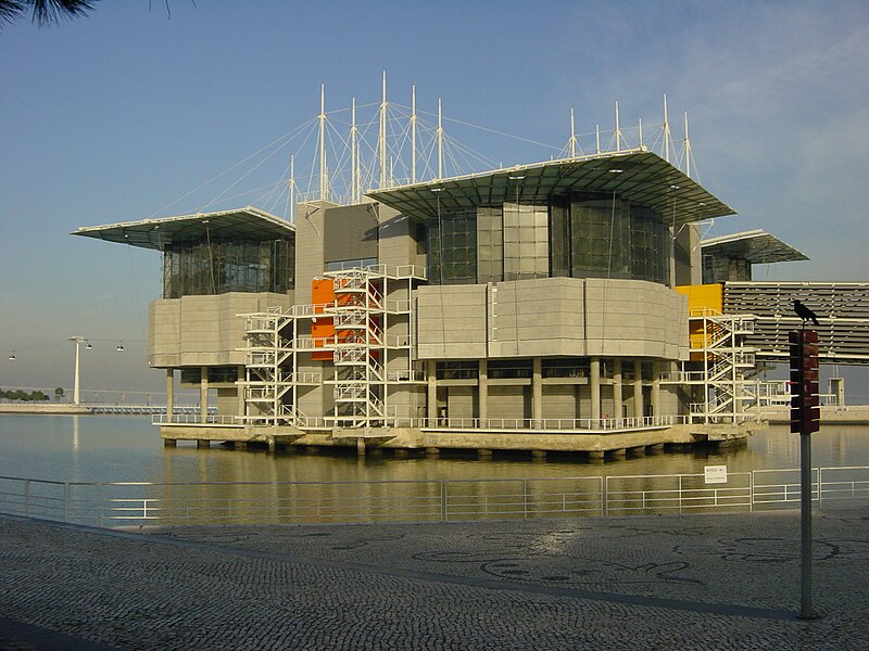 File:2002-10-26 11-15 (Andalusien & Lissabon 287) Lissabon, Oceanário.jpg