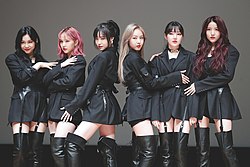 GFriend pada Februari 2020 Dari kiri ke kanan: Umji, Eunha, Yuju, SinB, Yerin, dan Sowon