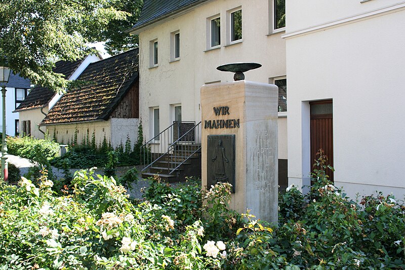 File:20180818-Plettenberg-Mahnmal für Kriegsgefangene.jpg