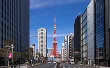 国道1号・桜田通りから望む東京タワー