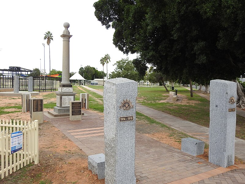 File:AU-NSW-Bourke-war memorial-2021.jpg