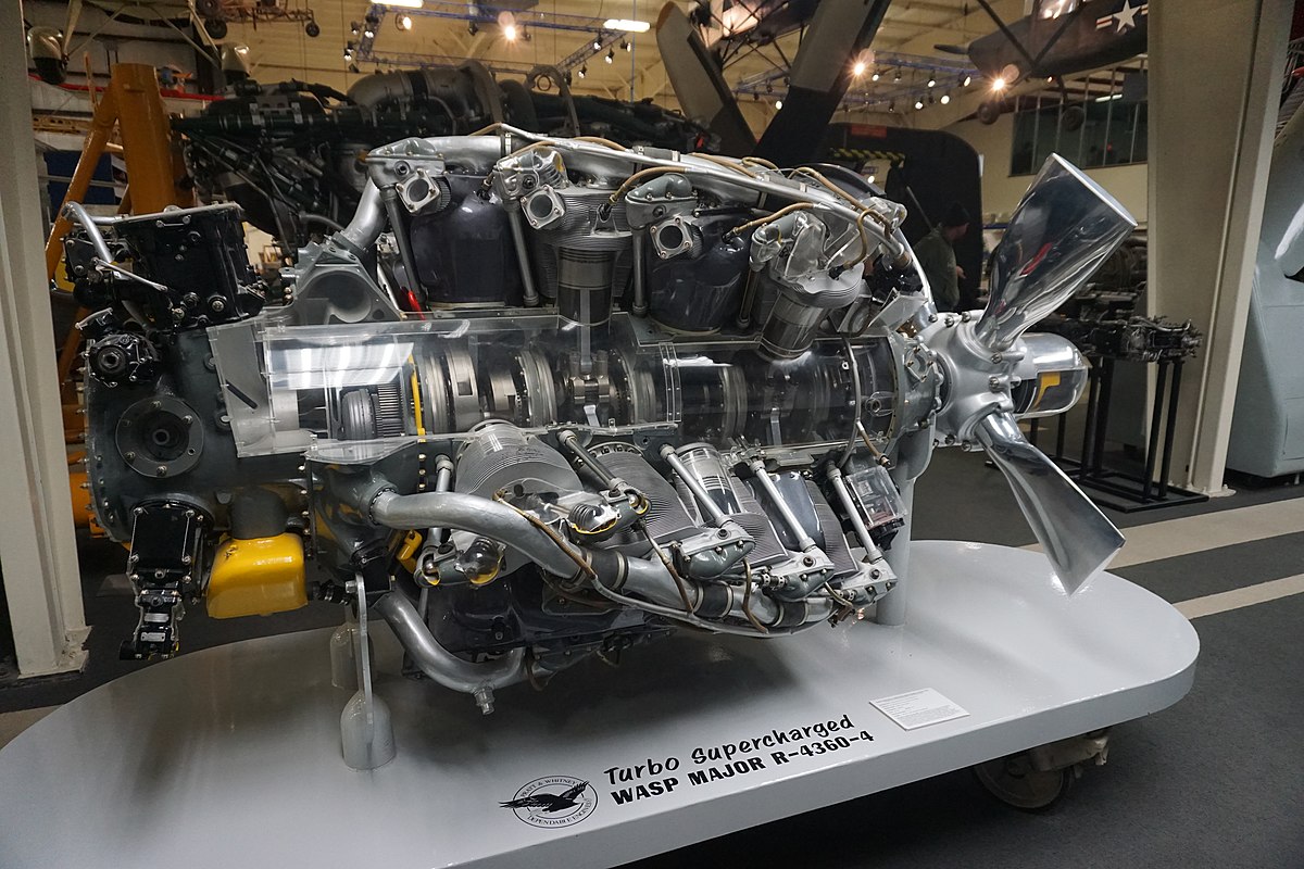 28 Цилиндровый двигатель Pratt Whitney aircraft engine