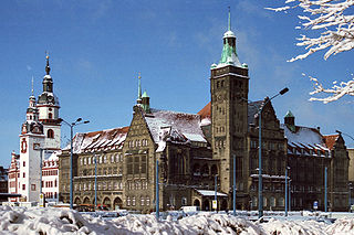 Altes und Neues Chemnitzer Rathaus.jpg