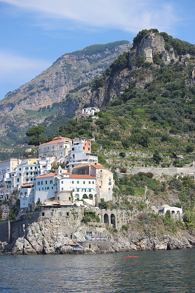 File:Amalfi coast from the sea. 09.JPG