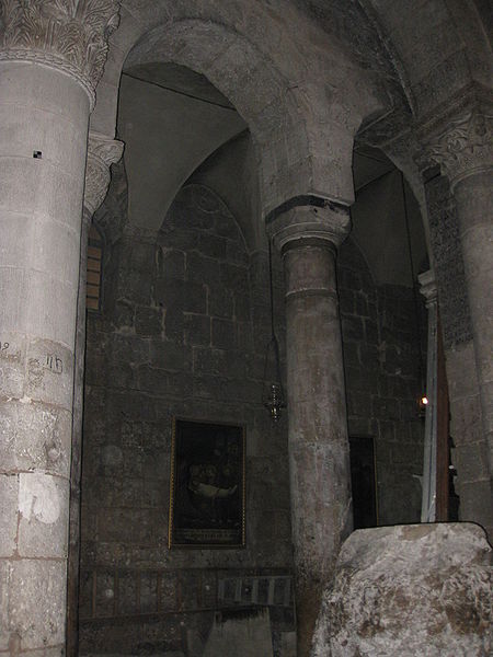 File:Arches of the Virgin IMG 0557.JPG