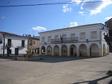 Ayuntamiento Alcazar del Rey.jpg