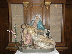 Pietà, monument aux morts dans l'église