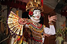 Topeng dance performance. Bali-Danse 0710a.jpg