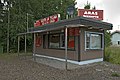 Небольшой киоск, где подают кебаб, в Метсяакюля, Юлёярви, Финляндия.