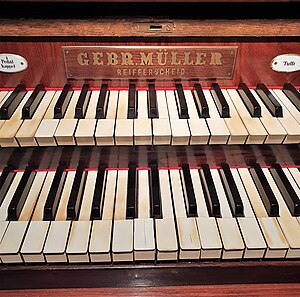 Bissen, Saint-Étienne, Müller-Orgel (10).jpg