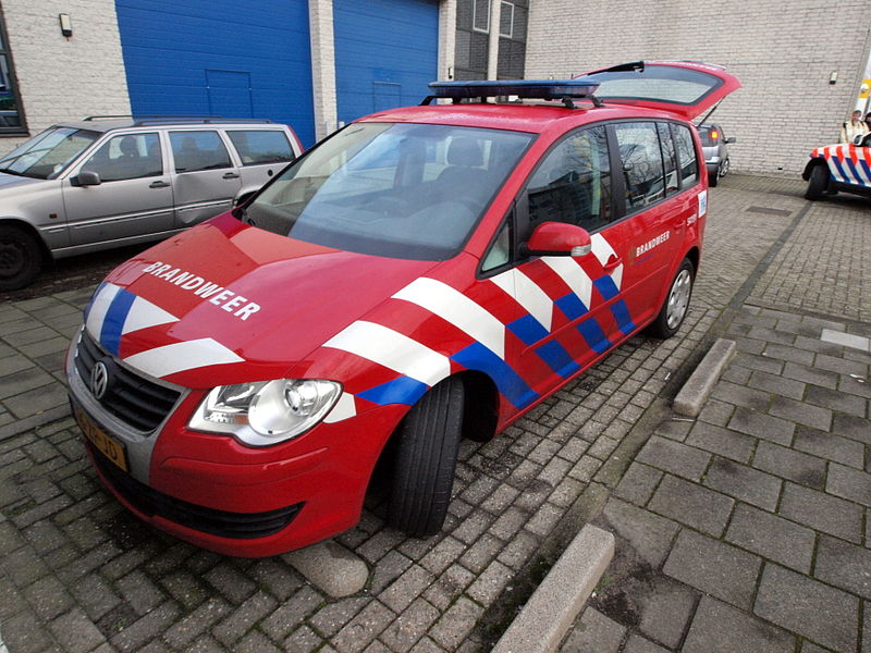 File:Brandweer Kennemerland VW car 54191 pic2.JPG