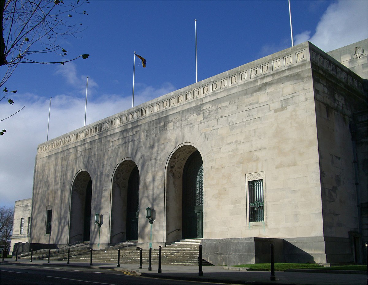 Brangwyn Hall - Wikipedia