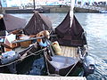 Bateaux hollandais traditionnels au ponton : Zalmschouw( pluriel Zalmschouwen)