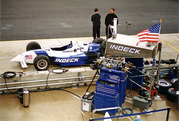 Bryan Herta's #77 Forsythe Reynard at Rockingham Motor Speedway in 2001