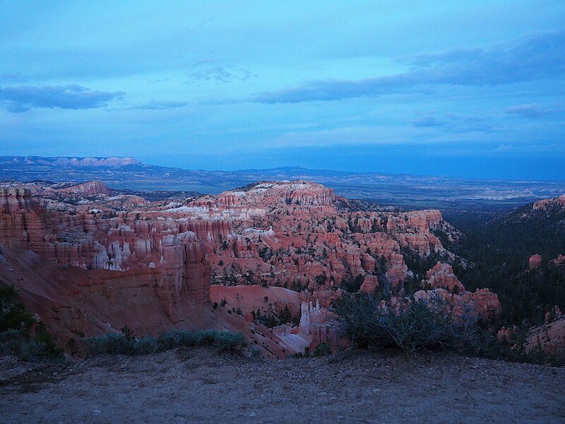 File:Bryce canyon 6144898.jpg