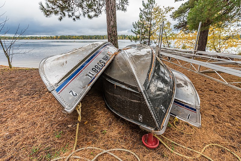 File:Canoes on Side Lake - McCarthy Beach State Park, Minnesota (37248131540).jpg