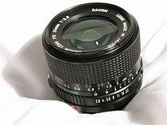 Canon FD 24mm f-2.8 (8767276237).jpg