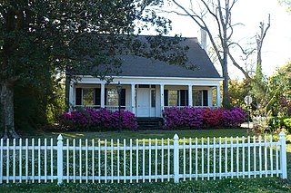 <span class="mw-page-title-main">Carlen House</span> Historic house in Alabama, United States