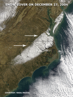 Imagery showing extent of snowfall across the Mid-Atlantic States Carolinasnow.png