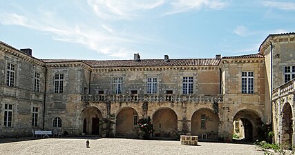 Castillo de Poudenas -2.JPG