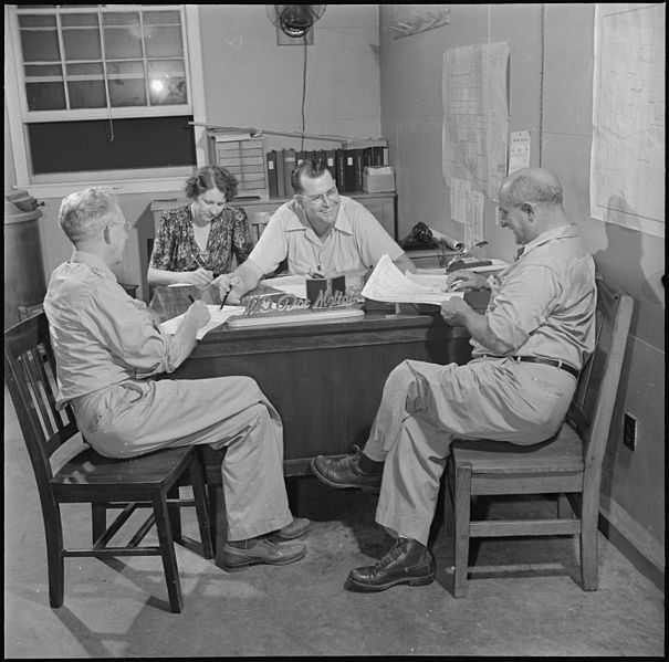 File:Closing of the Jerome Relocation Center, Denson, Arkansas. W. H. Jenkins, left, motor pool superint . . . - NARA - 539738.jpg