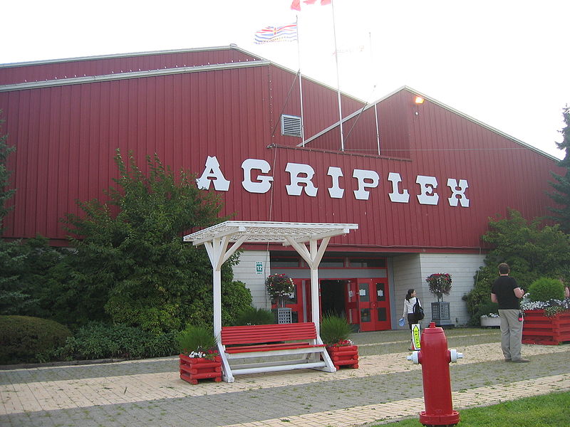 File:Cloverdale-agriplex.jpg