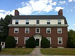 Colby College Piper Hall.JPG