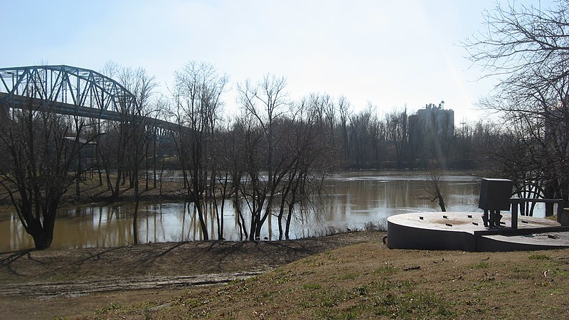 File:Confluence of the Rough and Green Rivers at Livermore.jpg