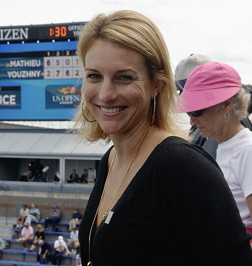 Corina Morariu at the 2009 US Open 01