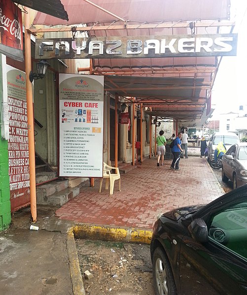 File:Cyber Cafe in Mombasa, Kenya, Nov 2013.jpg