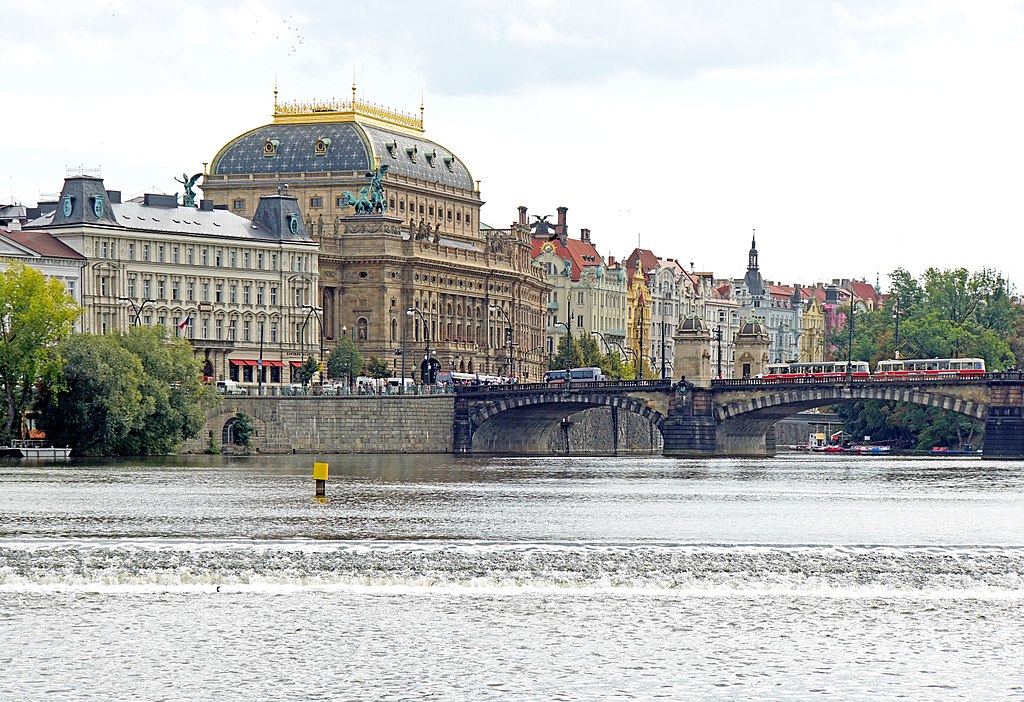 Opéra National de Prague - Photo de Dennis Jarvis