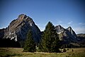 Bergspitzen von links nach rechts: Grosser Mythen, Kleiner Mythen, Haggenspitz