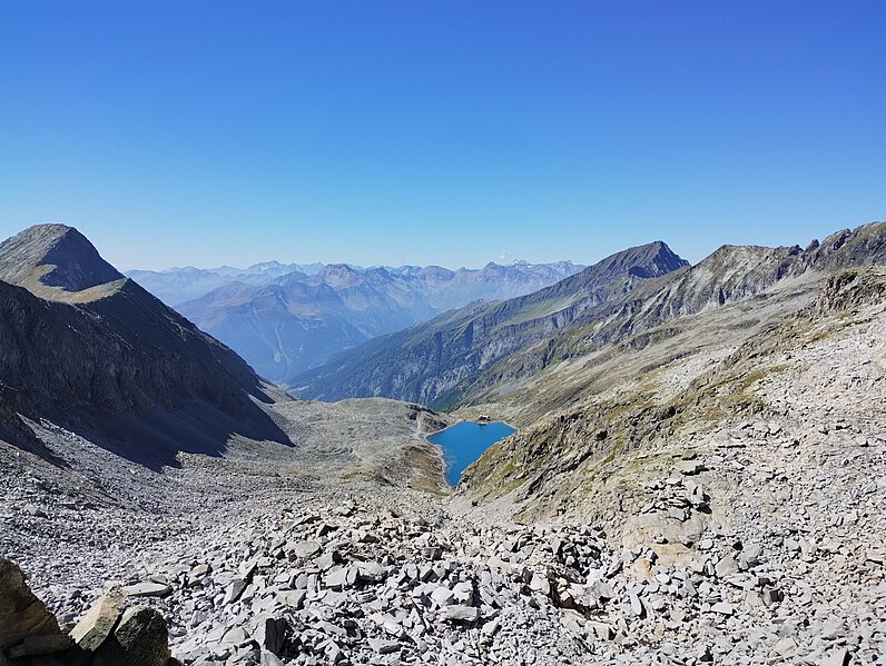 File:Dosener See seen from east.jpg