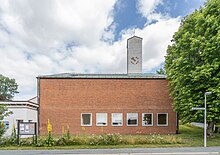 Datei:Dreieinigkeitskirche_Klinkerbau_20210721_HOF01415.jpg