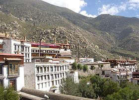 Makalenin açıklayıcı görüntüsü Drepung Manastırı