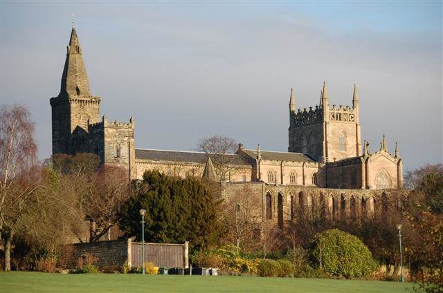 Dunfermline Abbey from Pittencrieff Park