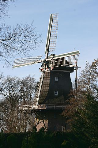 <span class="mw-page-title-main">De Heidebloem, Erica</span> Smock mill in Erica, Netherlands