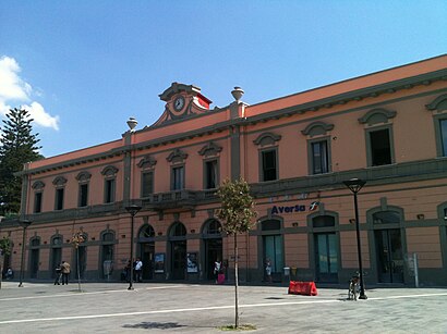 Come arrivare a Stazione Di Aversa con i mezzi pubblici - Informazioni sul luogo