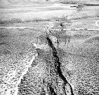 <span class="mw-page-title-main">Surface rupture</span> Offset at ground-level after earthquakes