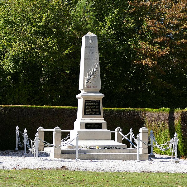File:Ferreux-Quincey - Monument aux morts - 1.jpg