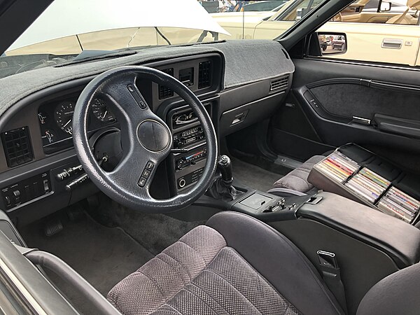 Ford Thunderbird Turbo Coupe interior